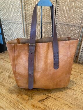 Everyday Genuine Leather Tote with Dark Brown Adjustable Straps - Tan